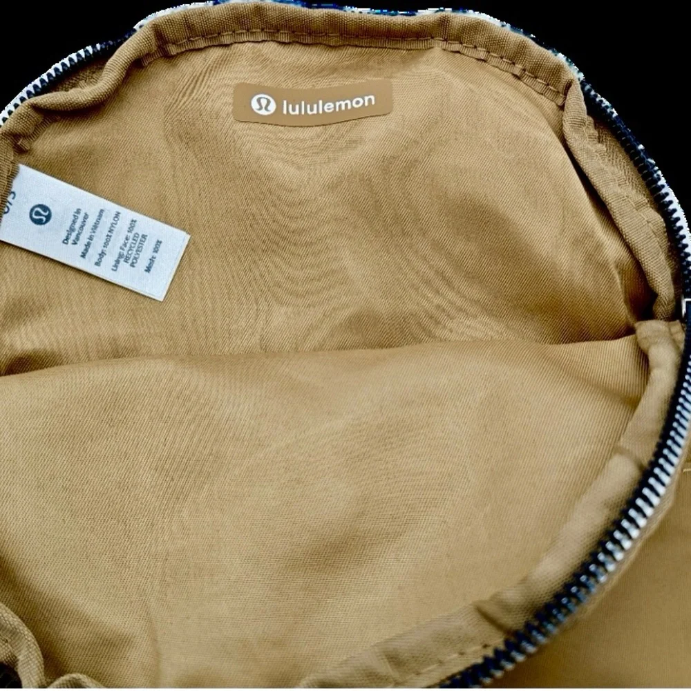 Lululemon All Night Festival Bag *Micro - Picture 4 of 7